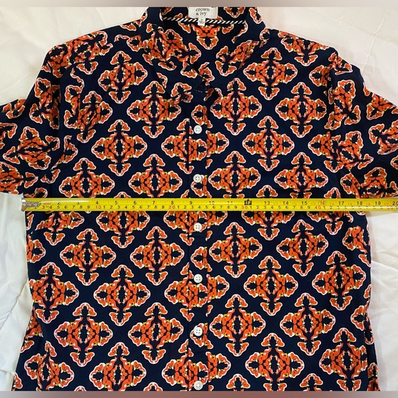 Crown & Ivy Button Down Long Sleeve Shirt - Picture 7 of 10